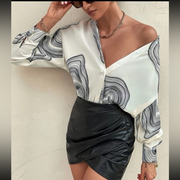 Tops - White & black abstract detail printed collared button front long sleeves shirt